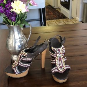 BCBGeneration brown tribal shoes, size 7.5